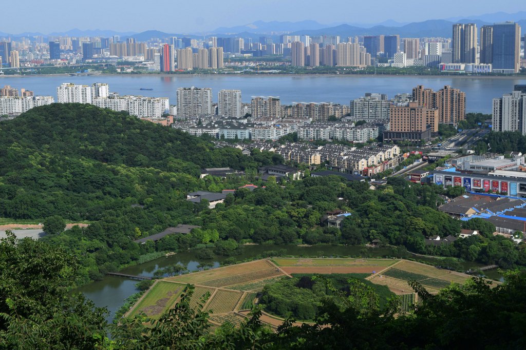 שדה הבא-גואה. מבט מגבעת יו-חואנג (צילום: טל ניצן)